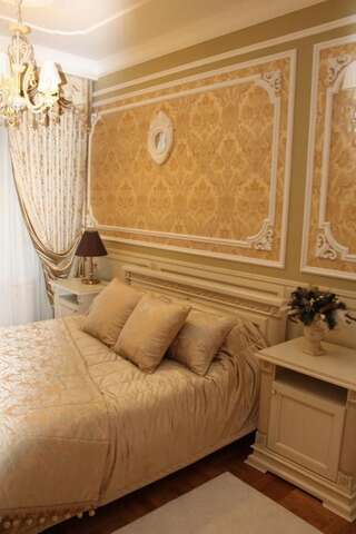 Отель Hotel Prival Гродно Двухместный номер с двуспальной кроватью и дополнительной кроватью-6